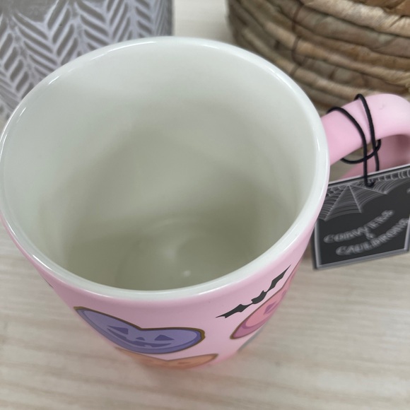 Pink Halloween Pastel Jack o’lantern Hearts & Bats Matte Soft Touch mug NWT - Picture 4 of 4